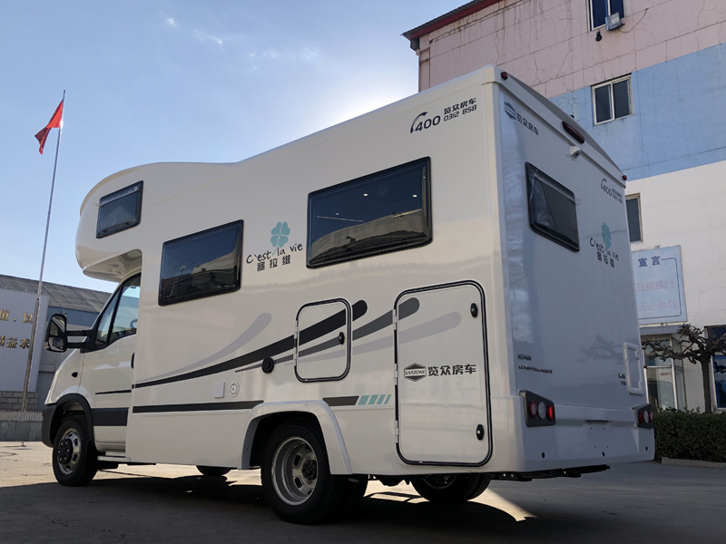 幸運(yùn)四葉草房車，旅行更舒適選擇